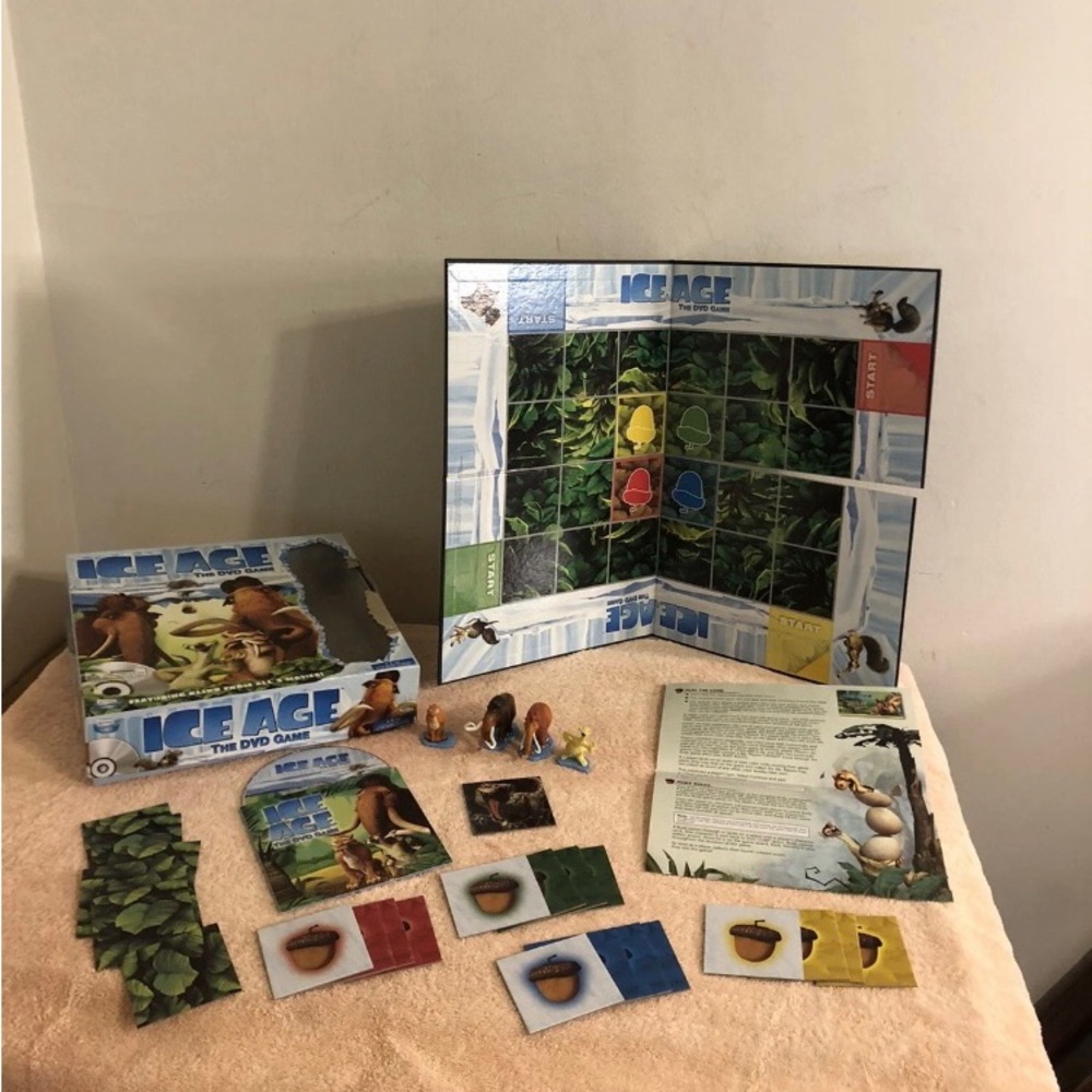 2009 Ice Age DVD Game Missing 1 Leaf Card